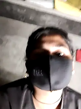 Snapshot of Janvi_Jaitly chatting on 5, 11, 2025 Janvi Jaitly online show from 5, 11, 2025