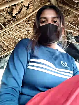 Snapshot of Janvi_Jaitly chatting on 12, 11, 2025 Janvi Jaitly online show from 12, 11, 2025