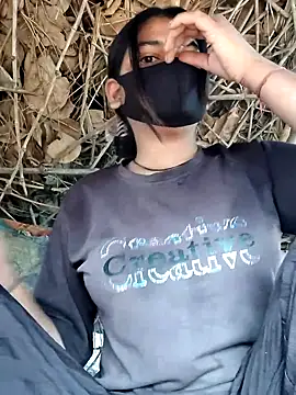 Snapshot of Janvi_Jaitly chatting on 15, 11, 2025 Janvi Jaitly online show from 15, 11, 2025