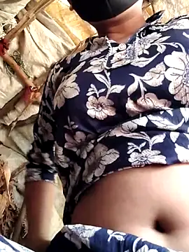 Snapshot of Janvi_Jaitly chatting on 22, 11, 2025 Janvi Jaitly online show from 22, 11, 2025