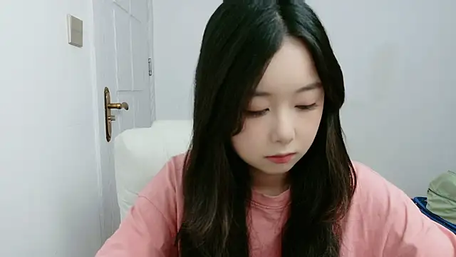 Snapshot of nbhbhu chatting on 12, 9, 2025 nbhbhu online show from 12, 9, 2025