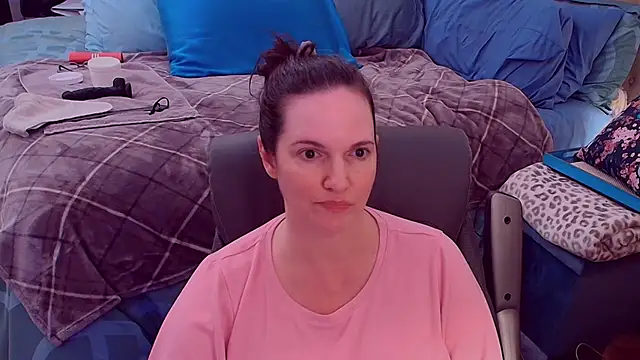 Snapshot of ninajaymes chatting on 18, 11, 2025 ninajaymes online show from 18, 11, 2025