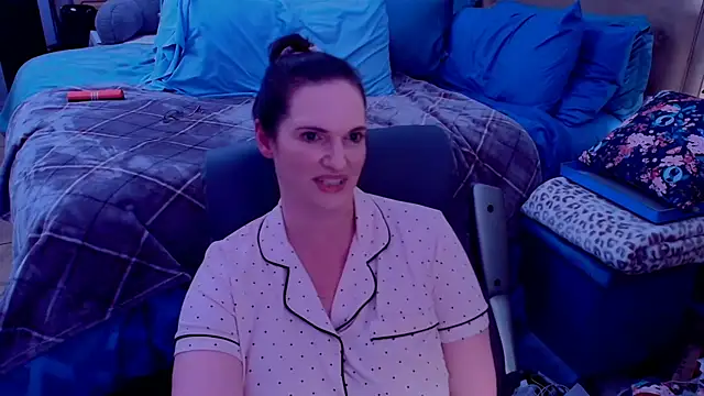 Snapshot of ninajaymes chatting on 18, 5, 2026 ninajaymes online show from 18, 5, 2026
