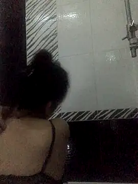 Snapshot of Karolina777Star chatting on 25, 11, 2025 Karolina777Star online show from 25, 11, 2025