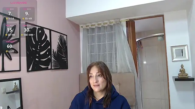 amara rousse1 online show from 6, 11, 2025