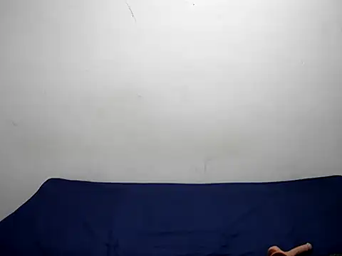 Littlebunny33 online show from 8, 9, 2025