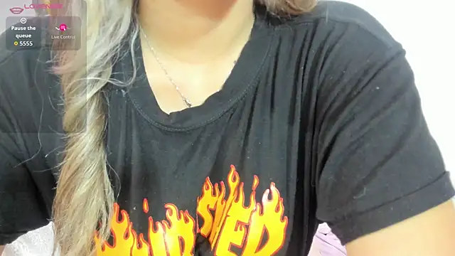 Snapshot of Kenndal_tay chatting on 4, 10, 2025 Kenndal tay online show from 4, 10, 2025