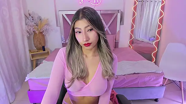 Snapshot of Kenndal_tay chatting on 17, 11, 2025 Kenndal tay online show from 17, 11, 2025