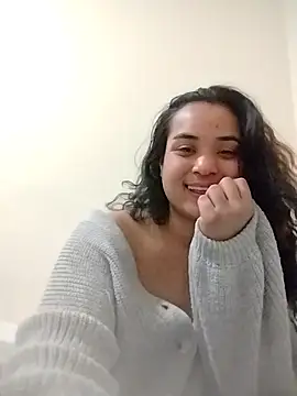 Snapshot of SoakedUpKitty- chatting on 14, 12, 2025 SoakedUpKitty- online show from 14, 12, 2025