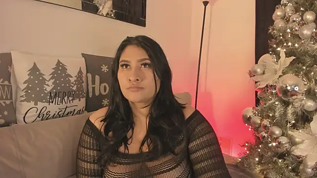 Snapshot of Elyross1_ chatting on 28, 11, 2025 Elyross1 online show from 28, 11, 2025