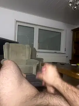 Snapshot of flamur_albania chatting on 18, 11, 2025 flamur albania online show from 18, 11, 2025