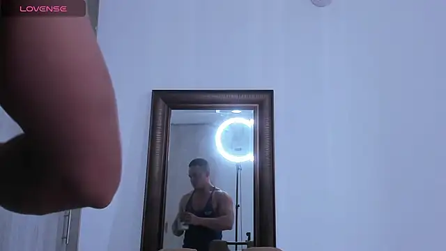 Snapshot of KingLevi01 chatting on 19, 10, 2025 KingLevi01 online show from 19, 10, 2025