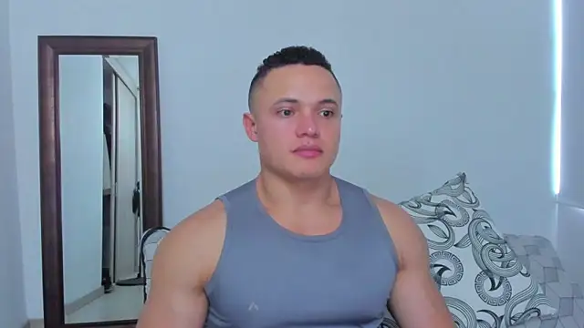 KingLevi01 online show from 9, 4, 2026