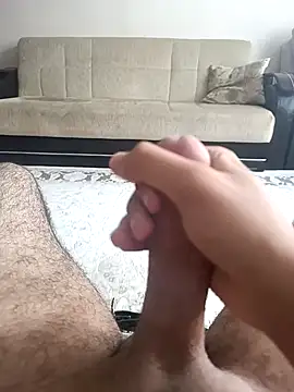 Snapshot of azgncckum chatting on 10, 9, 2025 azgncckum online show from 10, 9, 2025