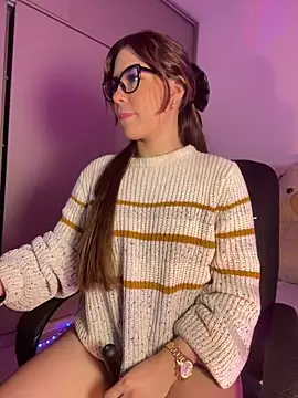 Snapshot of Charlottediolet chatting on 17, 11, 2025 Charlottediolet online show from 17, 11, 2025