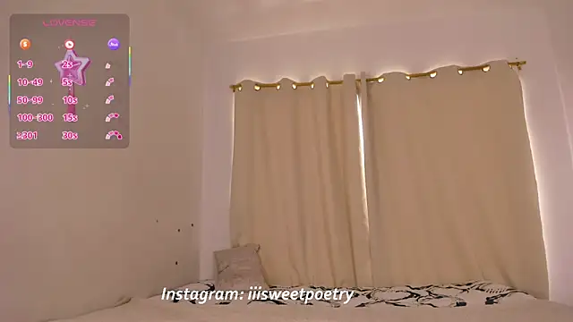 Snapshot of Sweet_poetryy chatting on 16, 9, 2025 Sweet poetryy online show from 16, 9, 2025