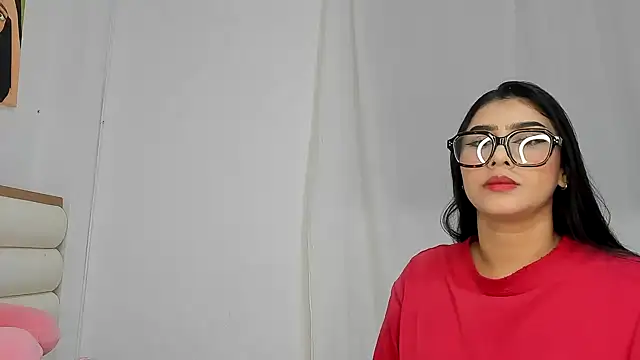 Snapshot of Sweet_and_Rous0 chatting on 22, 11, 2025 Sweet and Rous0 online show from 22, 11, 2025