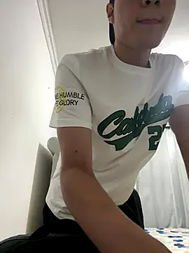 Snapshot of youngboylani777 chatting on 13, 11, 2025 youngboylani777 online show from 13, 11, 2025