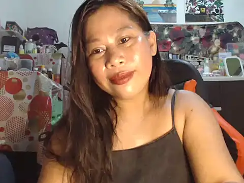 Snapshot of filipina_beauty chatting on 5, 8, 2026 filipina beauty online show from 5, 8, 2026
