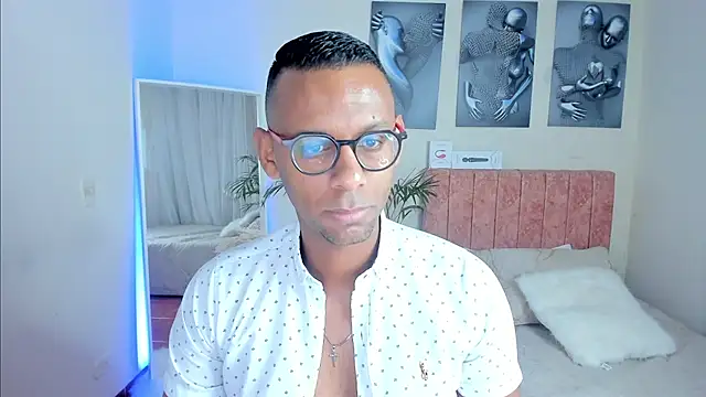 Snapshot of KingEdward_ chatting on 13, 9, 2025 KingEdward online show from 13, 9, 2025