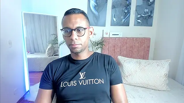 Snapshot of KingEdward_ chatting on 21, 9, 2025 KingEdward online show from 21, 9, 2025