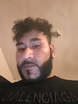 Snapshot of Ferxxxo1503 chatting on 17, 12, 2025 Ferxxxo1503 online show from 17, 12, 2025