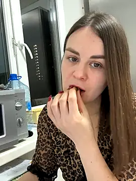 Snapshot of Risky-Flower chatting on 2, 10, 2025 Risky-Flower online show from 2, 10, 2025