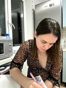 Snapshot of Risky-Flower chatting on 8, 10, 2025 Risky-Flower online show from 8, 10, 2025