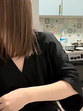 Snapshot of Risky-Flower chatting on 5, 11, 2025 Risky-Flower online show from 5, 11, 2025