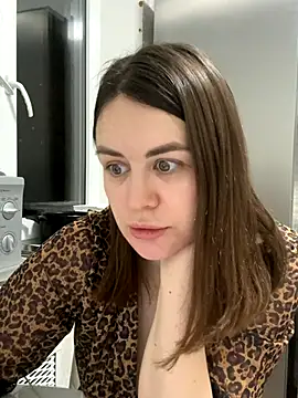 Snapshot of Risky-Flower chatting on 4, 12, 2025 Risky-Flower online show from 4, 12, 2025