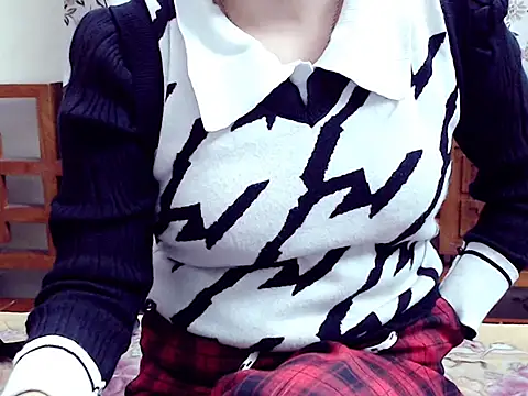 Snapshot of Ami_8x chatting on 18, 11, 2025 Ami 8x online show from 18, 11, 2025