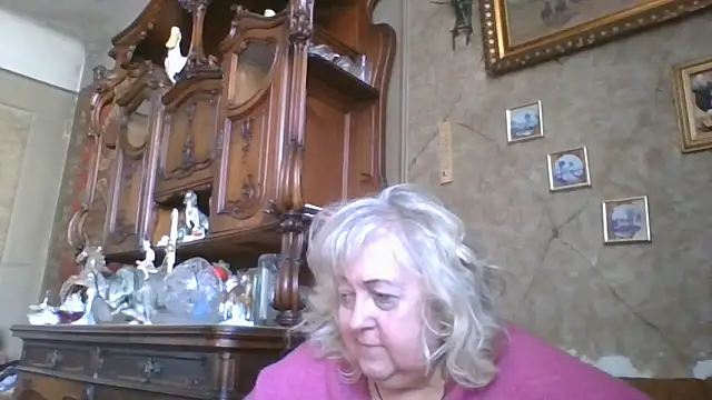 Lala-Love56 online show from 20, 5, 2026