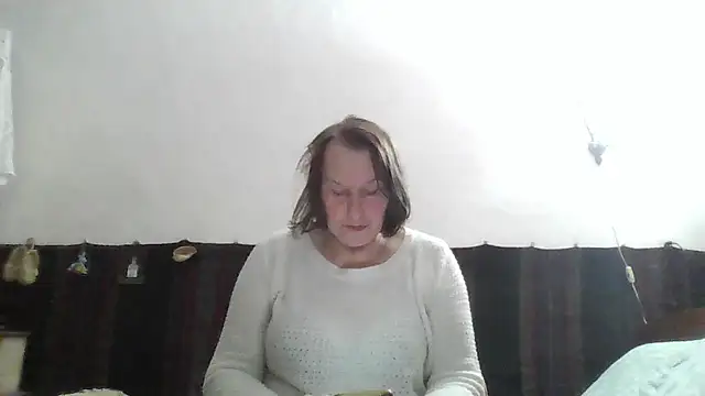 AnnaLive570 online show from 4, 4, 2026