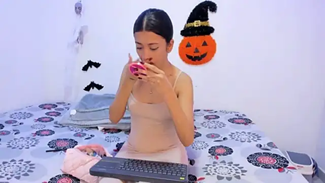 Sexy777Couple online show from 24, 10, 2025