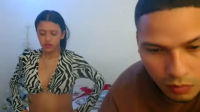 Sexy777Couple online show from 9, 1, 2026