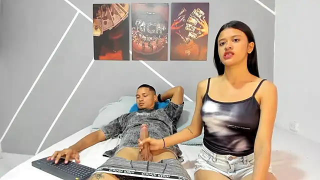 Sexy777Couple online show from 27, 3, 2026