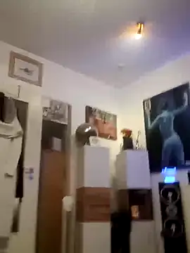 Snapshot of hellgirl1980 chatting on 11, 9, 2025 hellgirl1980 online show from 11, 9, 2025