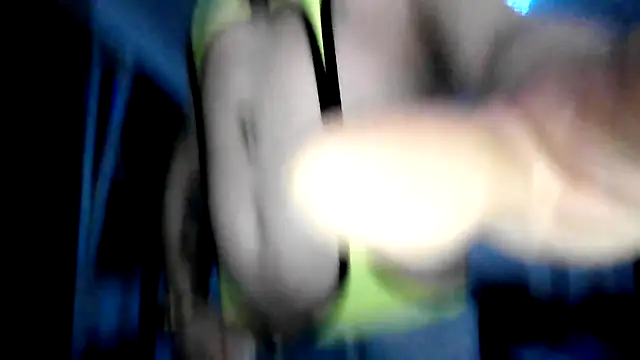 Snapshot of hellgirl1980 chatting on 14, 9, 2025 hellgirl1980 online show from 14, 9, 2025