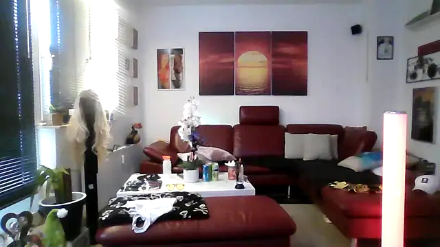 Snapshot of hellgirl1980 chatting on 13, 10, 2025 hellgirl1980 online show from 13, 10, 2025