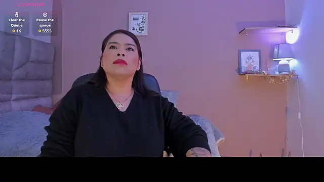 Snapshot of roselyn_caprice chatting on 30, 9, 2025 roselyn caprice online show from 30, 9, 2025