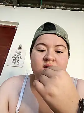 Snapshot of Noha_Whiitee chatting on 28, 11, 2025 Noha Whiitee online show from 28, 11, 2025