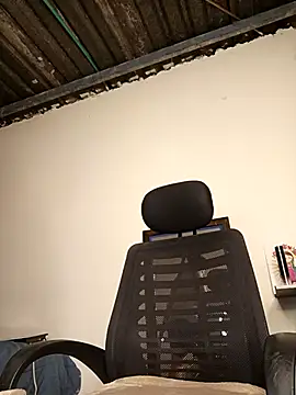 Snapshot of Noha_Whiitee chatting on 3, 12, 2025 Noha Whiitee online show from 3, 12, 2025