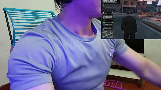 Snapshot of ErickWalton chatting on 17, 12, 2025 ErickWalton online show from 17, 12, 2025