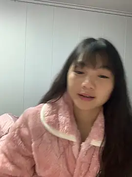 Emlyly-18 online show from 26, 10, 2025