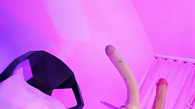 francesca suzett  online show from 11, 10, 2025