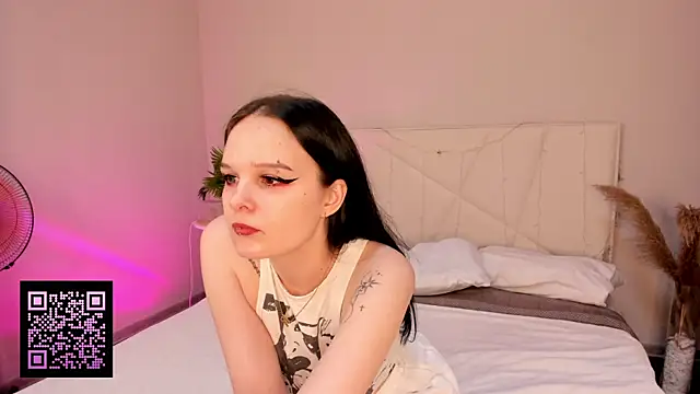 Snapshot of Cassies-Sandyy chatting on 23, 10, 2025 Cassies-Sandyy online show from 23, 10, 2025