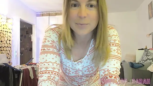 Snapshot of story_of_sarah chatting on 19, 12, 2025 story of sarah online show from 19, 12, 2025