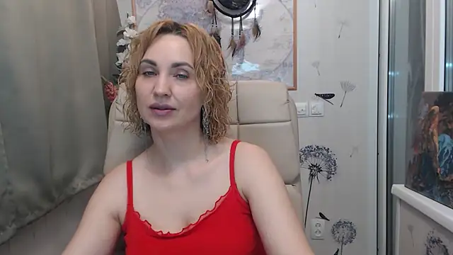 Snapshot of KatrinAlluring chatting on 8, 10, 2025 KatrinAlluring online show from 8, 10, 2025