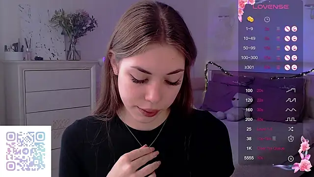 Snapshot of Leila_Vanilla chatting on 30, 11, 2025 Leila Vanilla online show from 30, 11, 2025