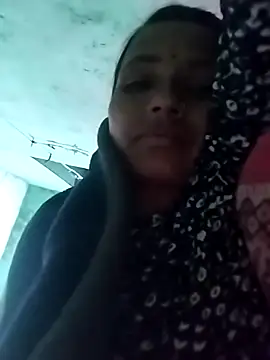 Snapshot of KIRTI12_HOT chatting on 18, 10, 2025 KIRTI12 HOT online show from 18, 10, 2025